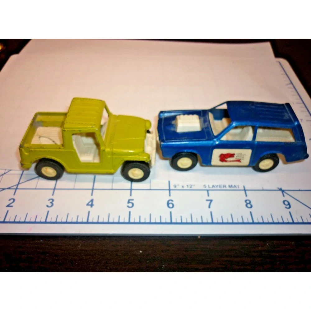 VINTAGE Tootsie Toy Chevy VEGA Blue Station Wagon 1970's & Pickup‎ Truck Lot